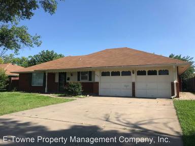 Main picture of 2407 Indian Dr