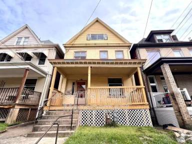 Main picture of 424 Hallett Pl