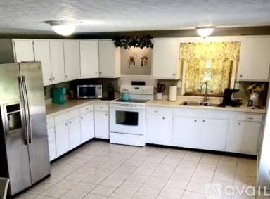 Main picture of 1008 Lancewood Dr