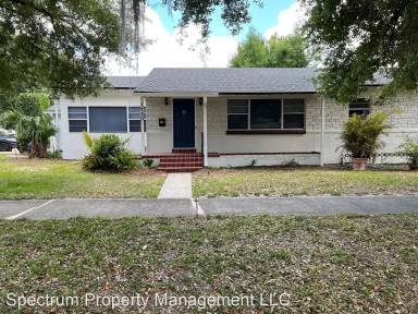 Main picture of 1720 N Westmoreland Dr