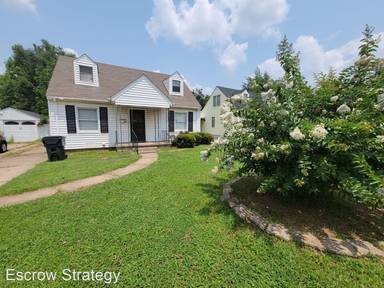 Main picture of 231 E Myrtle Ln