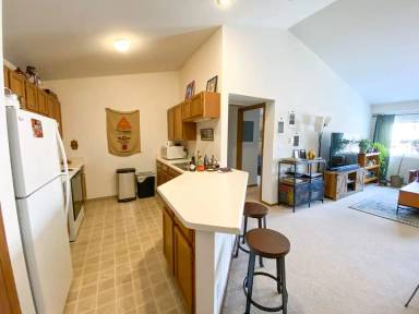 Main picture of 802 6th St