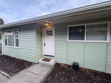 Main picture of 980 Klaskanine Ave