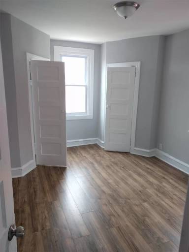 Main picture of 6712 Woolston Ave