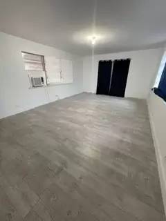 Main picture of 1839 Scott St