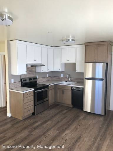 Main picture of 123 E Hood Ave