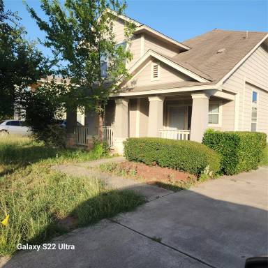 Main picture of 2341 Bluffstone Dr