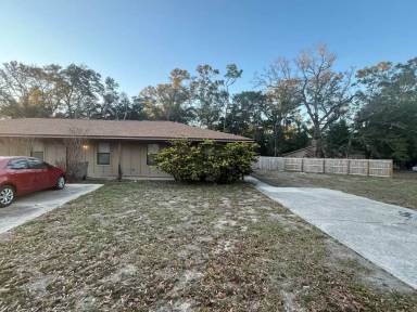Main picture of 7817 Deborah Dr