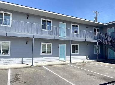 Main picture of 1330 6th St