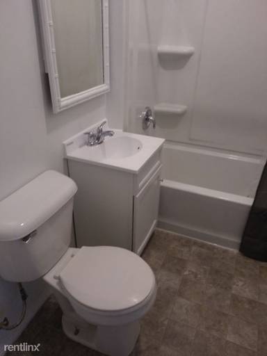 Main picture of 3329 N Karlov Ave