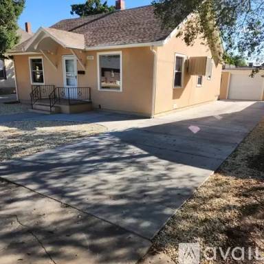 Main picture of 1608 Claremont Ave