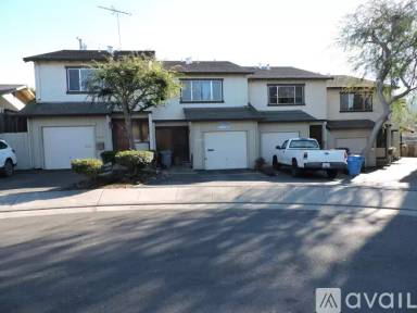 Main picture of 10249 Oasis Ct