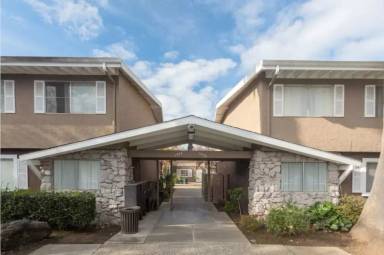 Main picture of 1315 Eden Ave