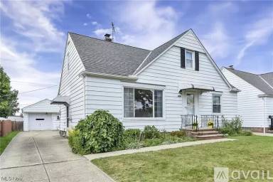 Main picture of 1698 Hawthorne Dr