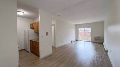 Main picture of 45 Allen Pl