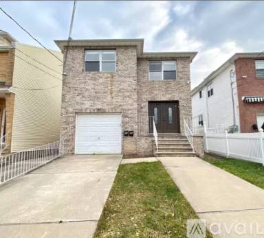 Main picture of 46 Evelyn Pl