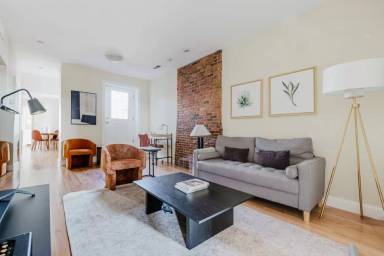 Main picture of 196 Salem Street LLC - 5