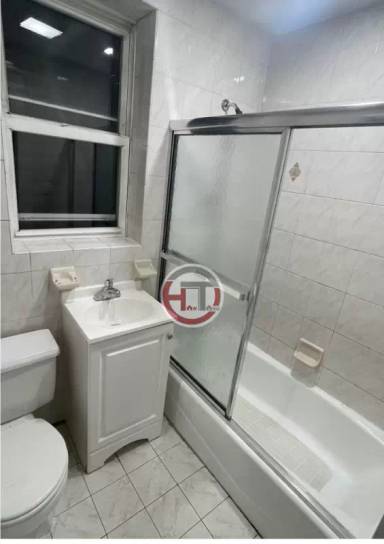 Main picture of 1811 Parkview Ave