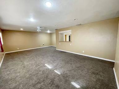 Main picture of 1100 E Llano Dr