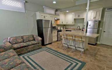 Main picture of 2646 Ellendale Pl