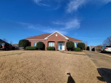 Main picture of 112 Mill Ridge Ct
