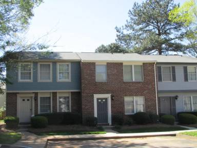 Main picture of 1211 Scaleybark Rd