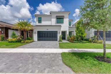 Main picture of 13559 Artisan Cir