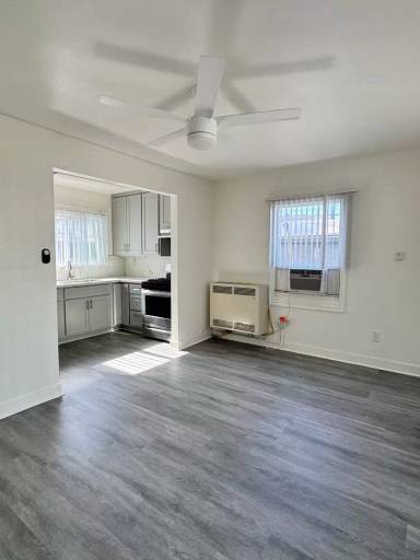 Main picture of 4030 W Broadway 225 Belmont