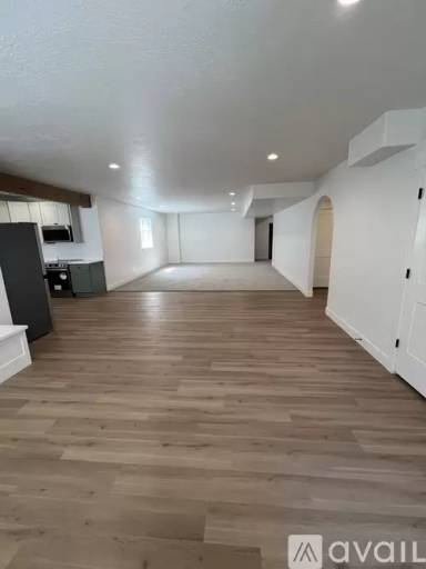 Main picture of 1457 N Arcadia Dr