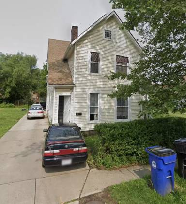 Main picture of 3180 W 31st St