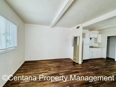 Main picture of 319 W Daly St
