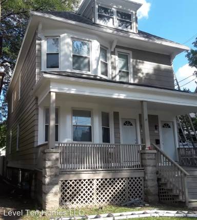 Main picture of 2118 N 45th St