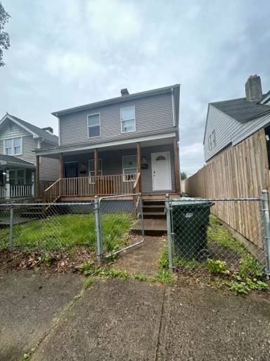 Main picture of 121 Hayden Ave