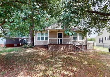 Main picture of 505 State Park Rd