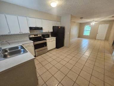 Main picture of 1479 N Melrose Dr