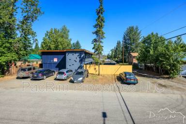 Main picture of 1807 W 36th Ave