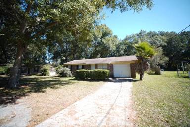 Main picture of 4521 Autumn Woods Way