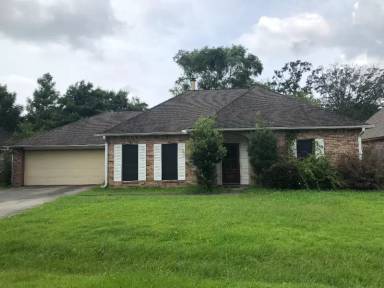 Main picture of 303 Sara Dee Pkwy
