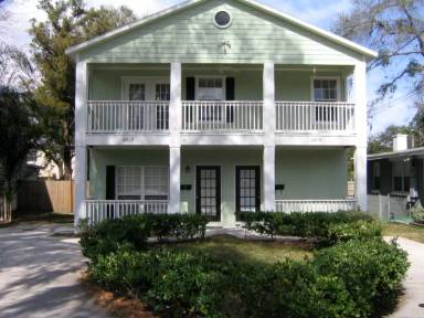 Main picture of 2809 E Washington St
