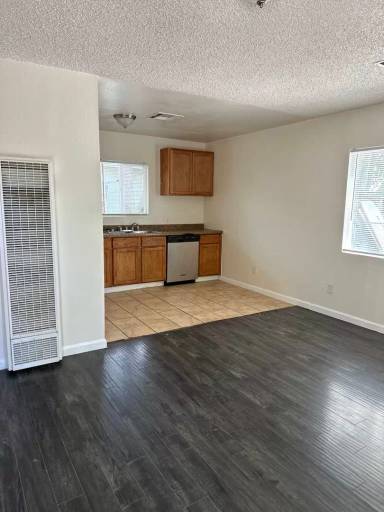 Main picture of 124 Highland Dr