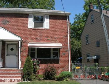 Main picture of 47 Tremont Ave