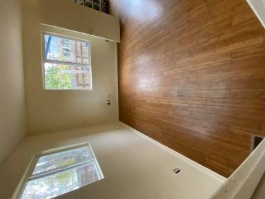 Main picture of 1100 Aloha