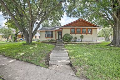 Main picture of 2113 Frances Dr