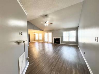 Main picture of 4802 Lazyriver Dr