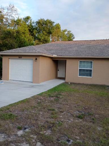 Main picture of 7430 Canterbury St