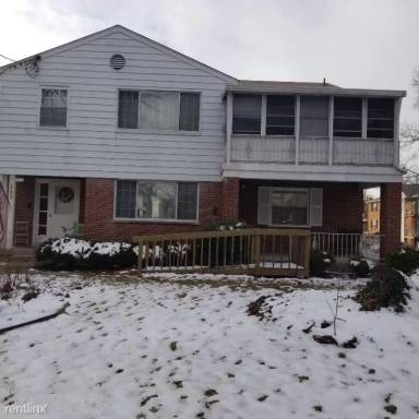 Main picture of 1574 Oak Knoll Dr