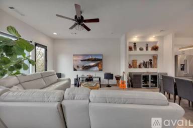 Main picture of 540 Flat Shoals Ave SE