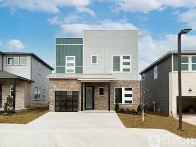 Main picture of 2512 NW 129th St