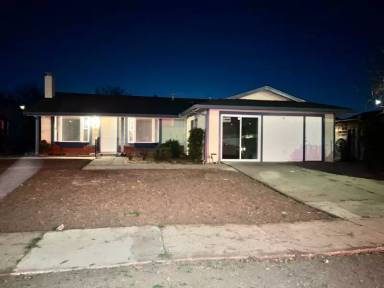 Main picture of 1741 Oldtree Ct