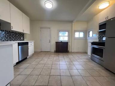Main picture of 2315 Eccles St